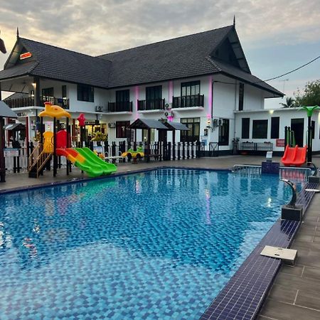 Villa Wanie Inn Setiu Kültér fotó